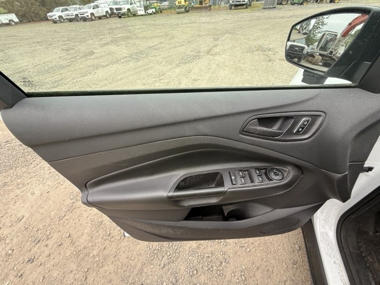 2016-ford-escape-image-25
