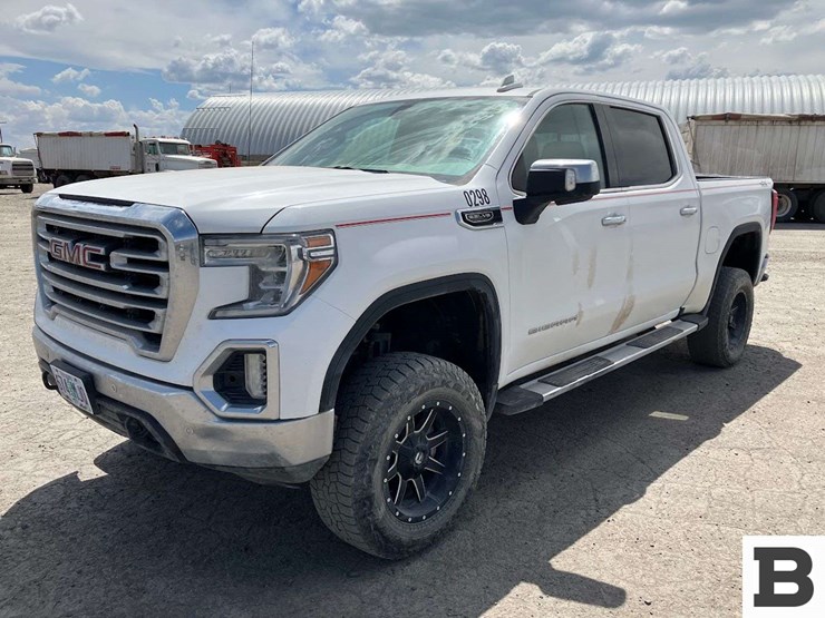 2020-gmc-sierra-1500-image-1