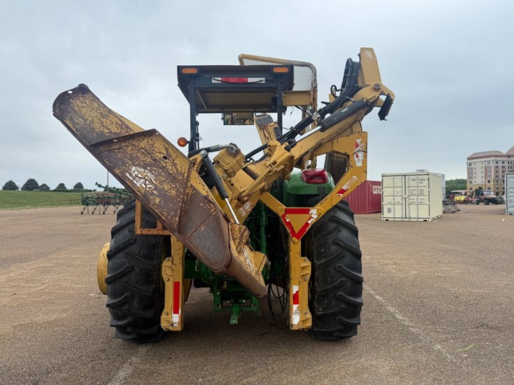 john-deere-6215-image-6