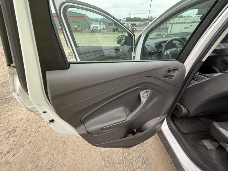 2016-ford-escape-image-23