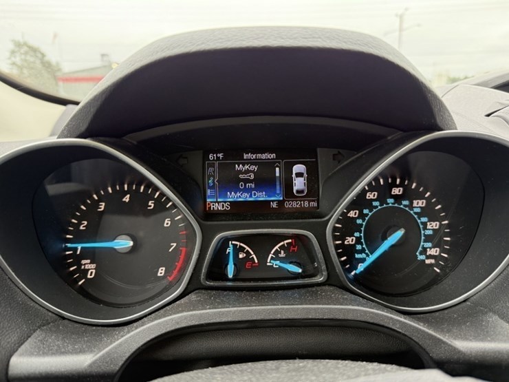 2016-ford-escape-image-27