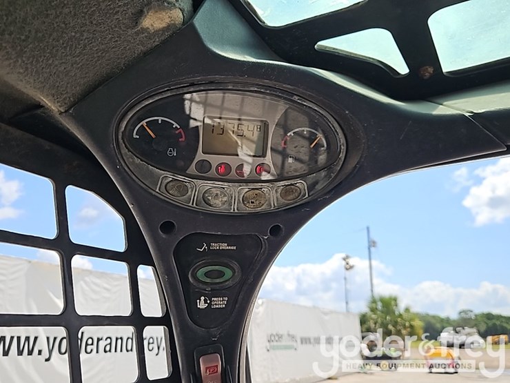 bobcat-t590-image-30