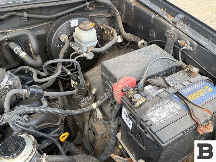 2010-toyota-tacoma-image-30