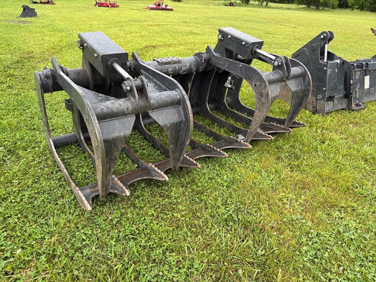 #5-•-hd-bobcat-72”-skid-steer-root-grapple-image-1