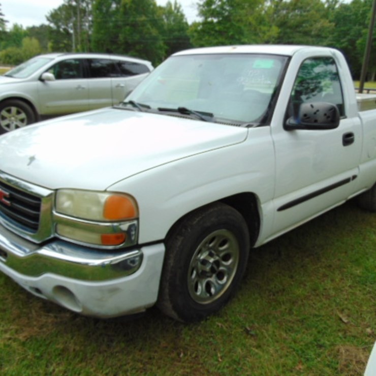 2005 GMC SIERRA 1500