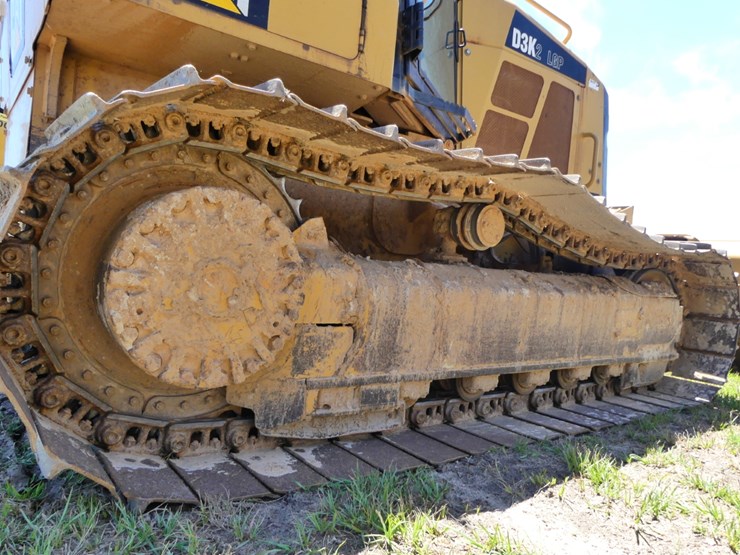 2015-caterpillar-d3k2-image-6