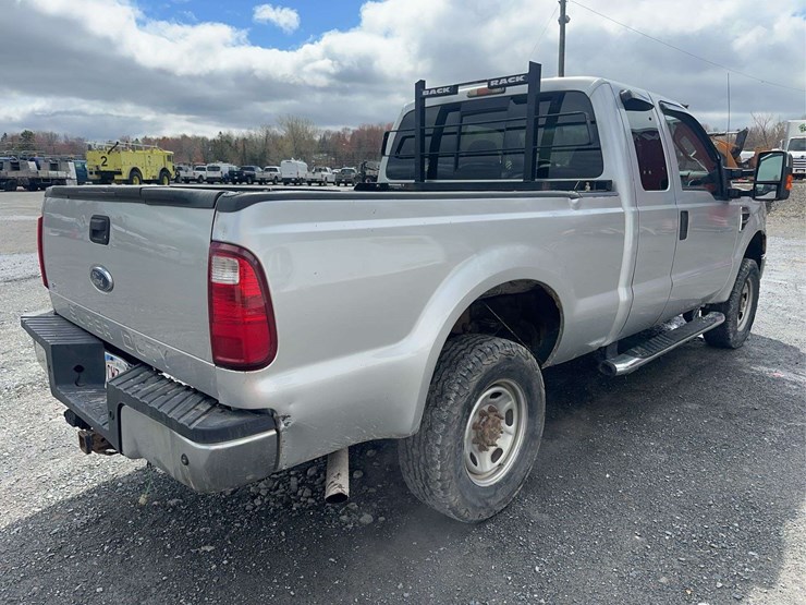 2010-ford-f250-xlt-image-5