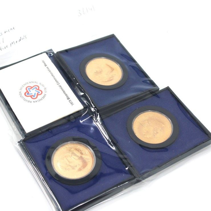 #36141 • (4) 1973 BICENTENNIAL MEDAL US MINT