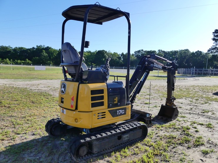 2022-deere-17g-image-3