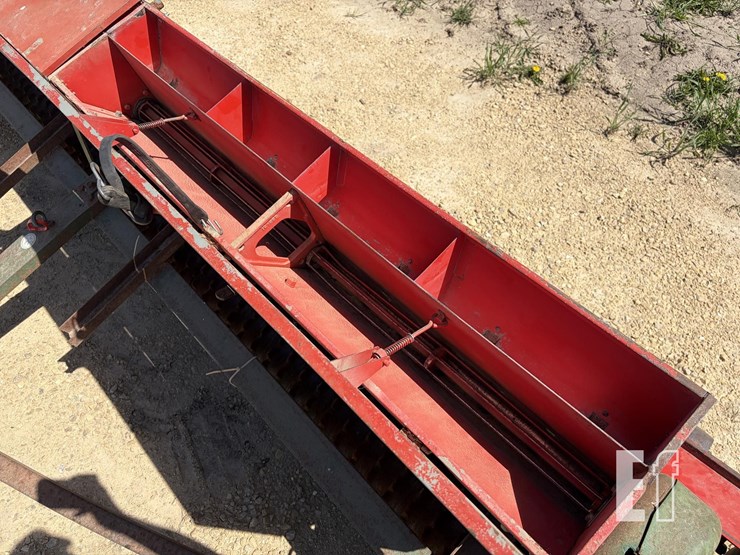 brillion-seeder-image-5