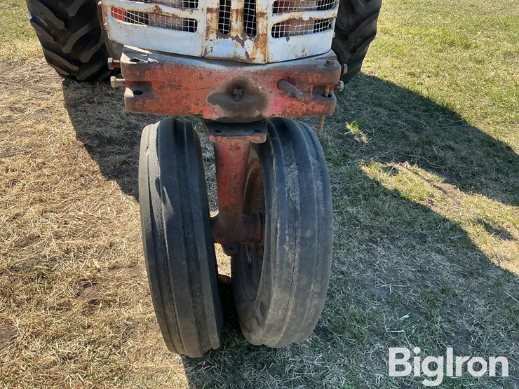 1955-farmall-400-2wd-tractor-image-11