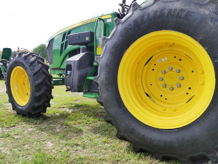 2024-john-deere-5120m-image-8