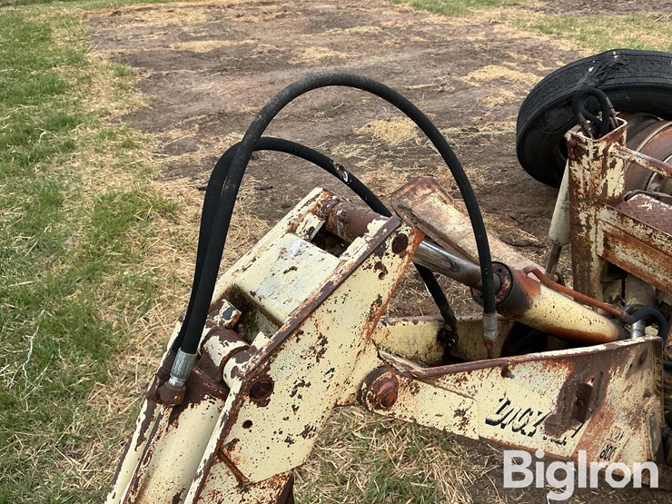 digz-all-800-pull-type-backhoe-image-14