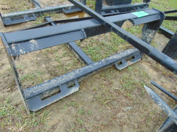 quick-attach-receiver-hitch-image-2