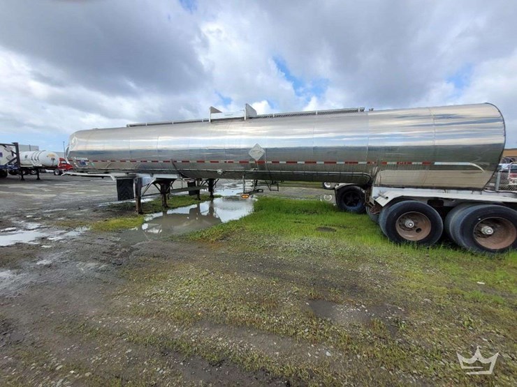 1995-khronert-307-ss-single-comp-6,500-gallon-insulated-t/a-chemical-tanker-trailer-image-8