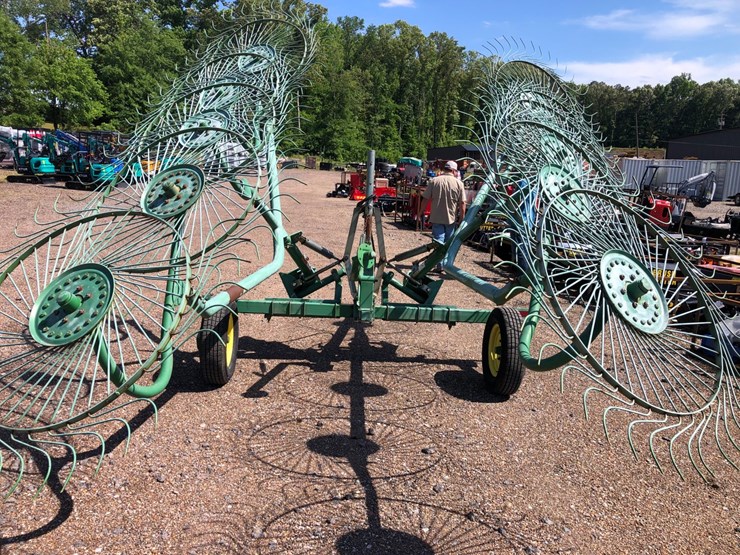 john-deere-702-image-3