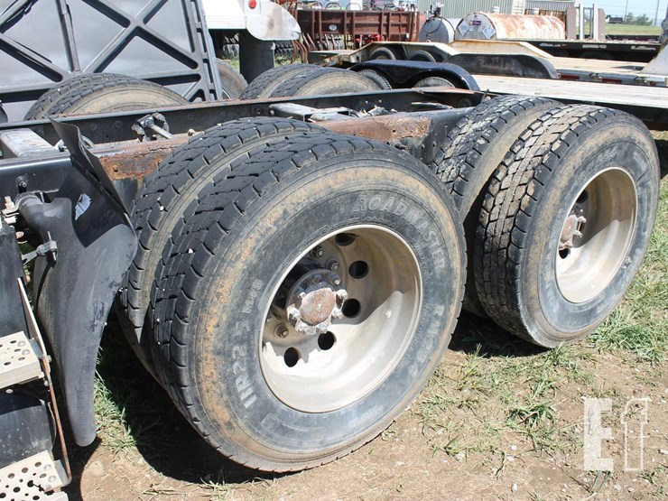 2010-international-prostar-image-7
