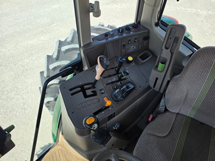 2012-john-deere-6430-image-12