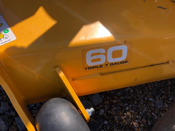 cub-cadet-pro-z-900-image-5