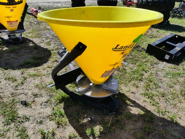 2020-land-pride-fsp500-image-3