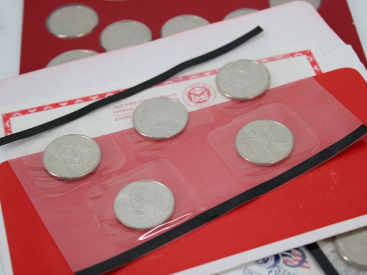 #36134-•-(12)-uncirculated-proof-coin-sets-|-silver,-etc...-image-21