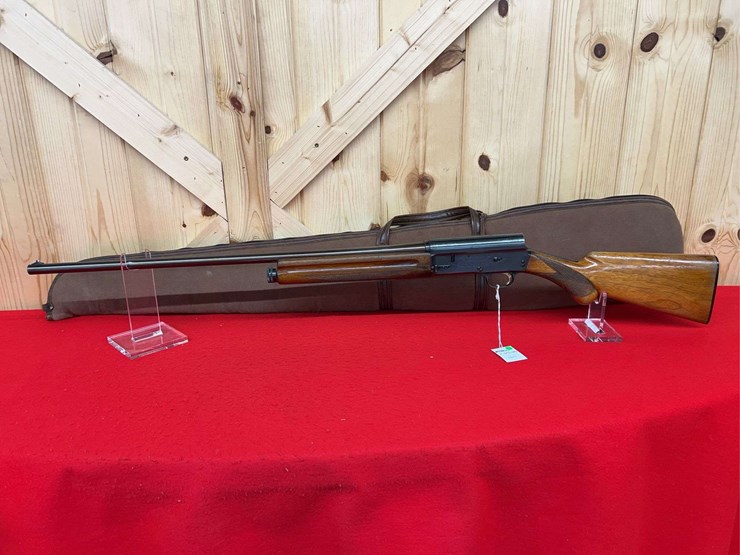 browning-arms-company-twenty-gauge-semi-automatic-shotgun-image-1