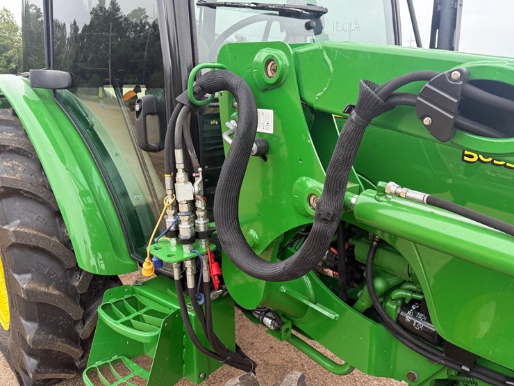 john-deere-5055e-image-13