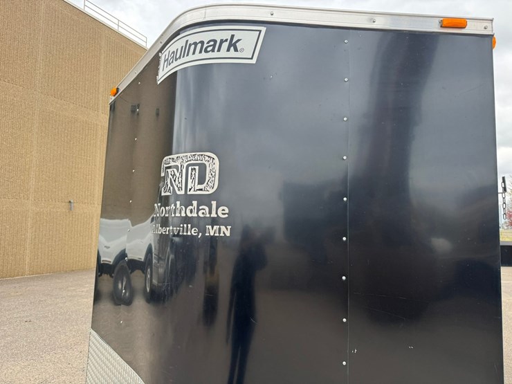#3892-•-2015-haulmark-18'-enclosed-trailer-image-11