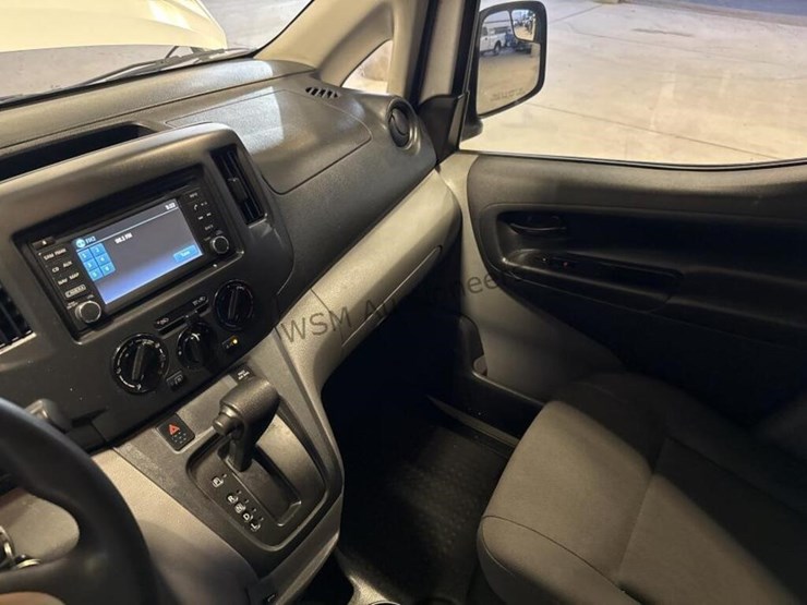 2015-chevrolet-city-express-image-21