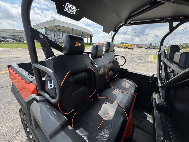 2023-intimidator-gc1k-crew-cab-stage-3-image-17