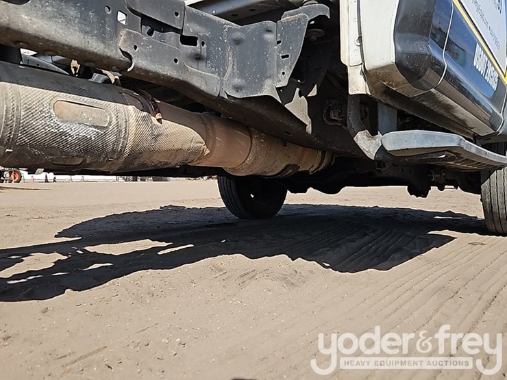 2019-ford-f550-xl-image-10