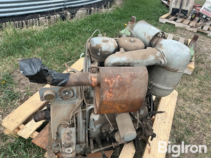 deutz-2-cyl-diesel-engine-image-13