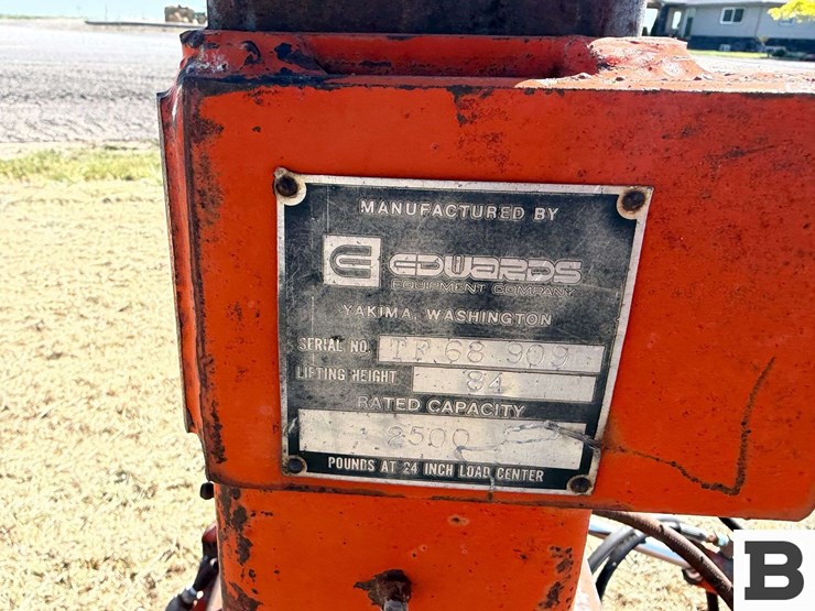 edwards-forklift-attachment-with-bin-dumper---othello,-wa-image-8