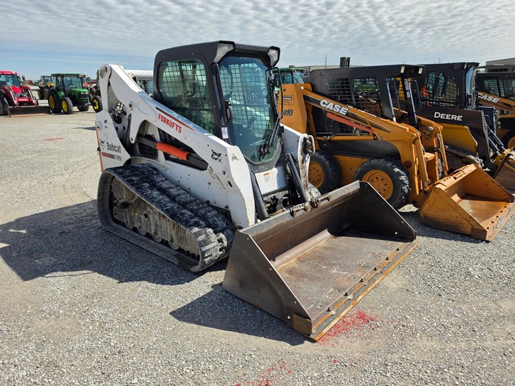 2013-bobcat-t650-image-24