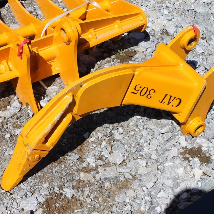 CATERPILLAR 305