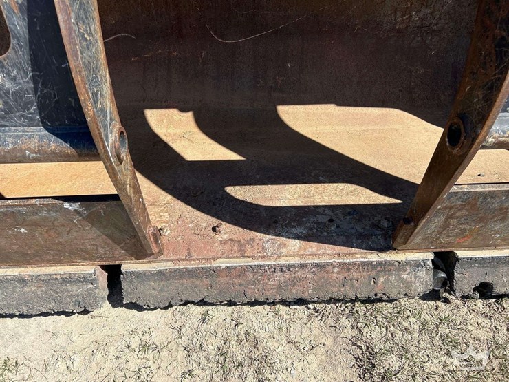 2018-pemberton-inc-4.5-yard-dual-cylinder-hydraulic-grapple-loader-bucket-image-11