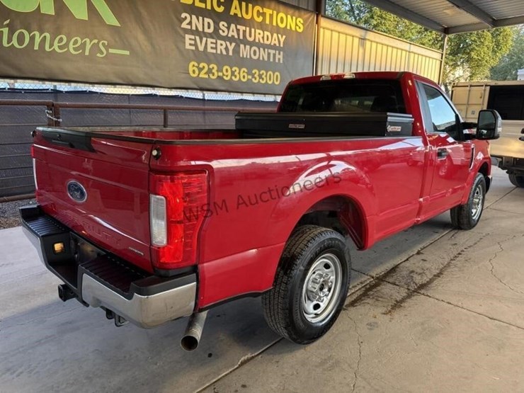 2019-ford-f250-image-8