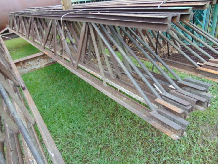(5)-bar-joists--23'-8"-image-1
