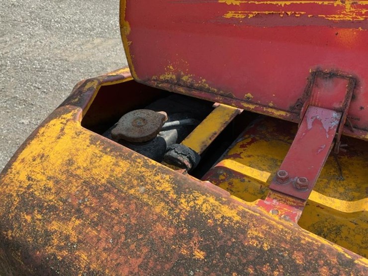 massey-ferguson-35-image-41