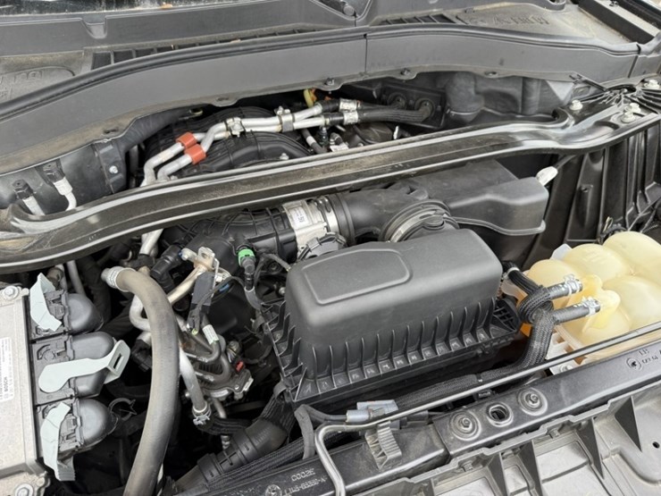2020-ford-explorer-image-11