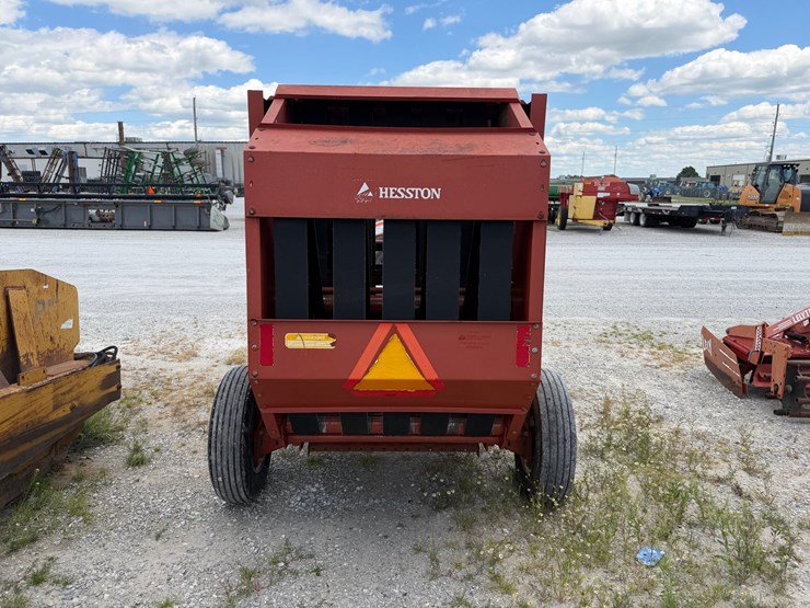 hesston-530-image-7