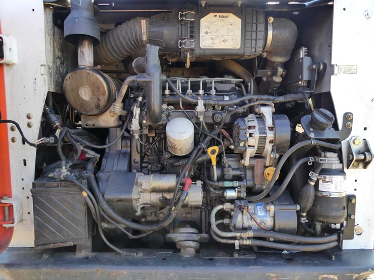 2016-bobcat-t630-image-9
