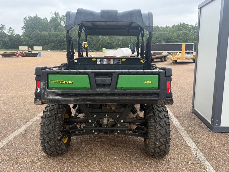 john-deere-gator-image-5