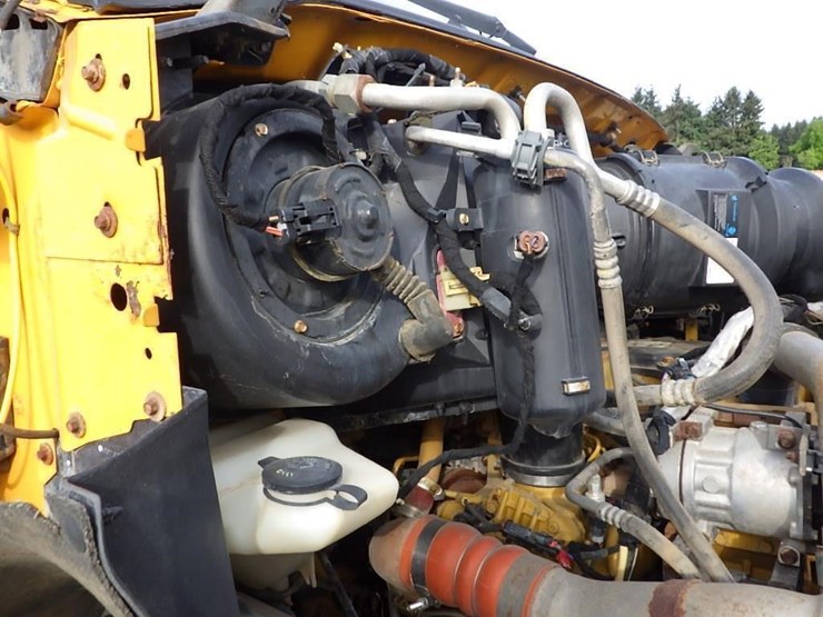 2009-ford-f650-image-29