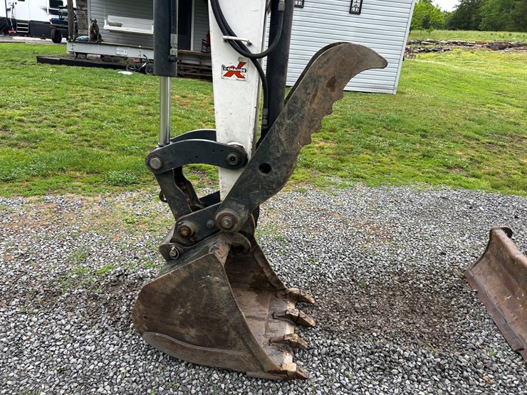 2022-bobcat-e42-image-9