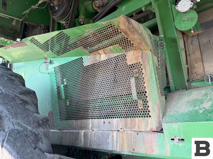 2009-john-deere-9770-sts-image-26