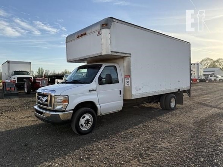 2012-ford-f450-image-1