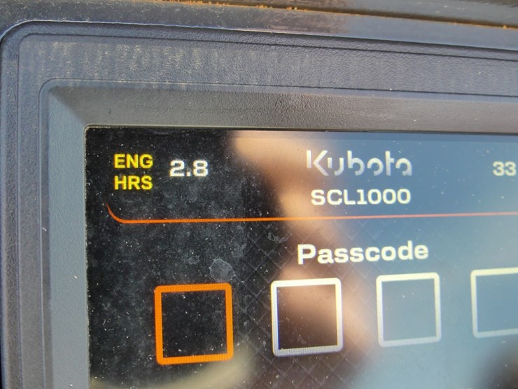 2026-kubota-scl1000-image-14