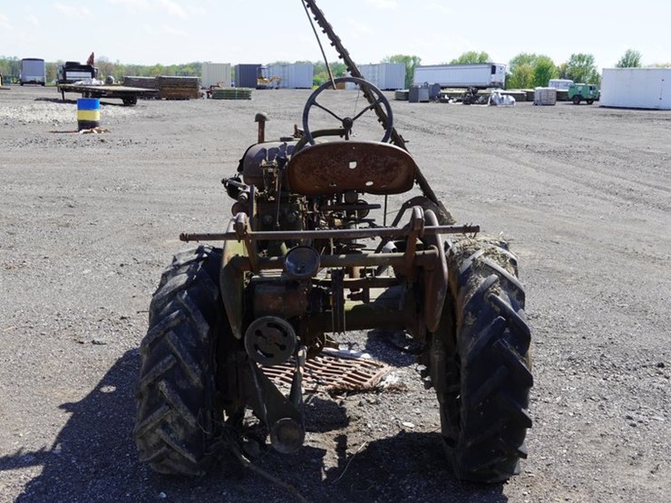 #2408-•-farmall-cub-a-tractor-with-sickle-bar-mower-image-3