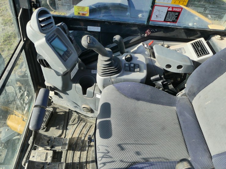 2018-deere-50g-image-12
